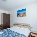 Cozy 1br In Belvedere - In Winter, Swim In Summer! By Flat Mаnаger